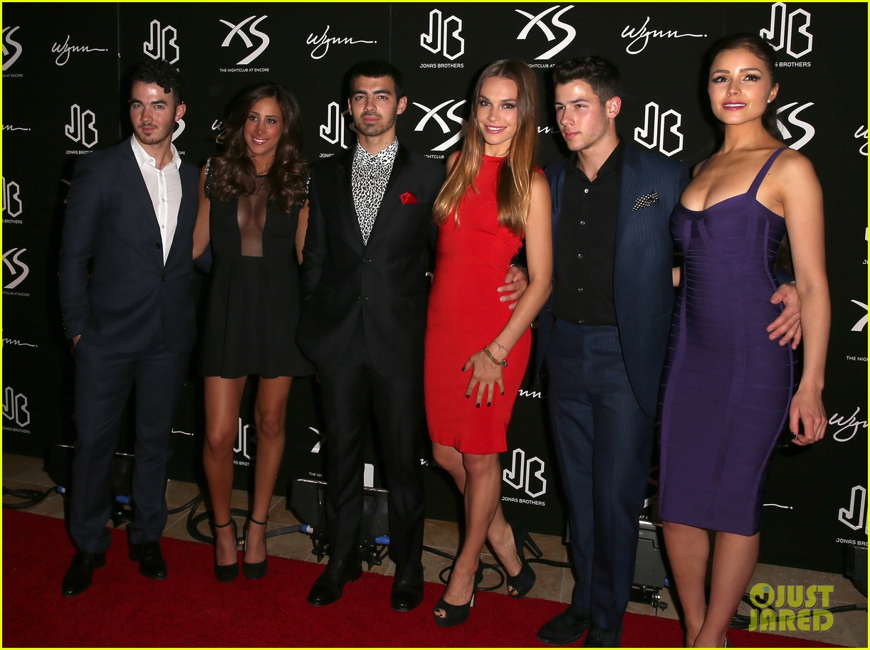 Jonas Brothers Celebrate Nick’s 21st Birthday at XS!: Photo 2953290