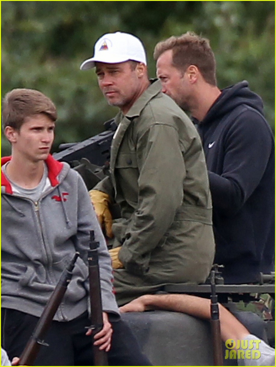 brad pitt baseball cap