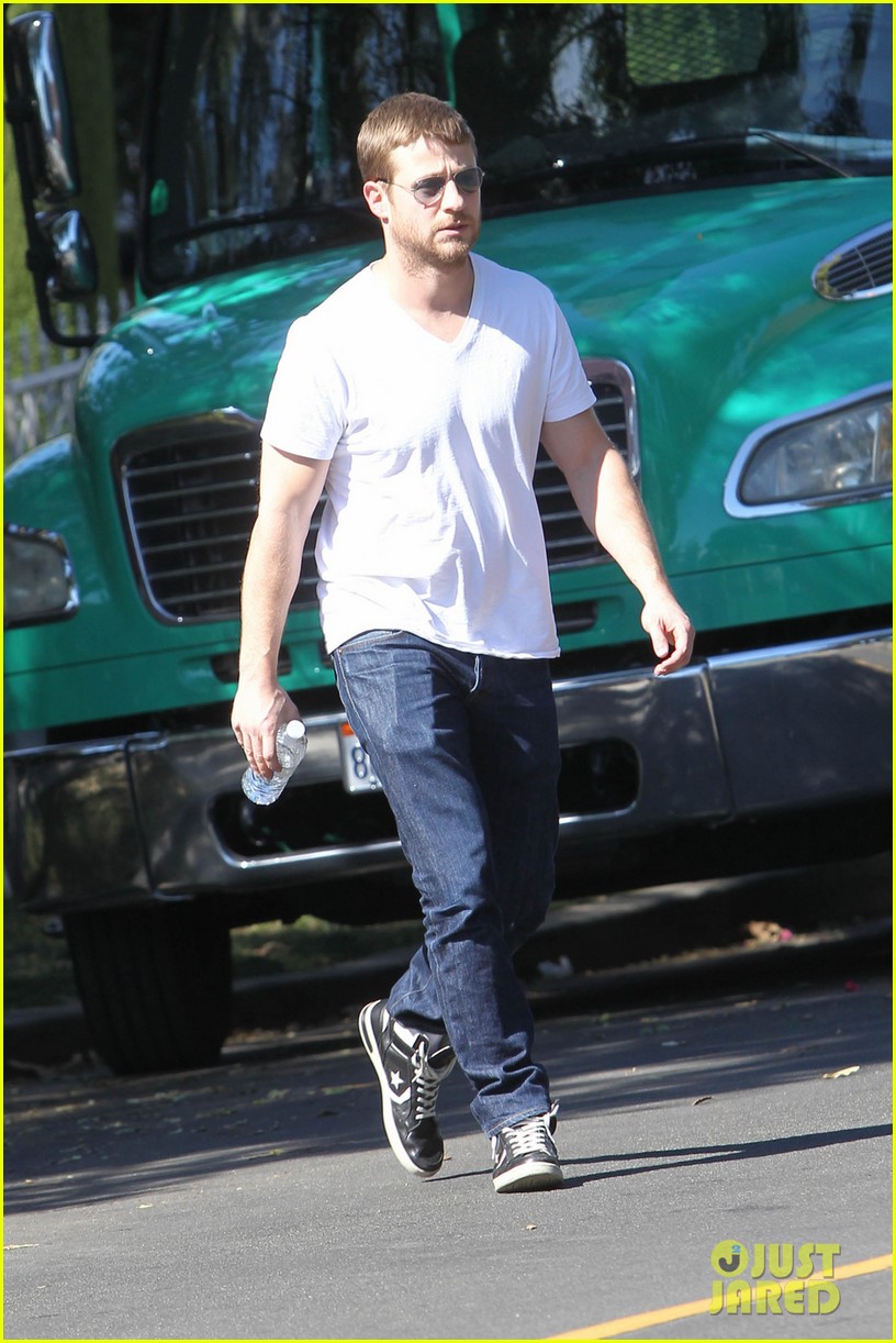 Ben McKenzie Joins 'How to Make Love Like an Englishman'!: Photo