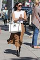rachel bilson urth caffe lunch with a gal pal 15
