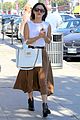 rachel bilson urth caffe lunch with a gal pal 16
