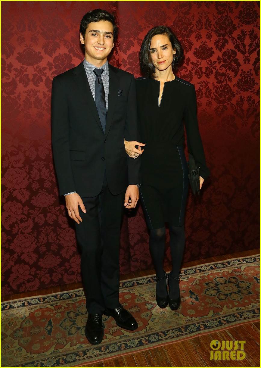 Jennifer Connelly: Artwalk NY Event with Son Kai!: Photo 2982886