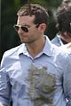 bradley cooper wears dirty shirt sports shorter haircut 05