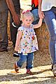 eric dane rebecca gayheart mr bones pumpkin patch visit 03