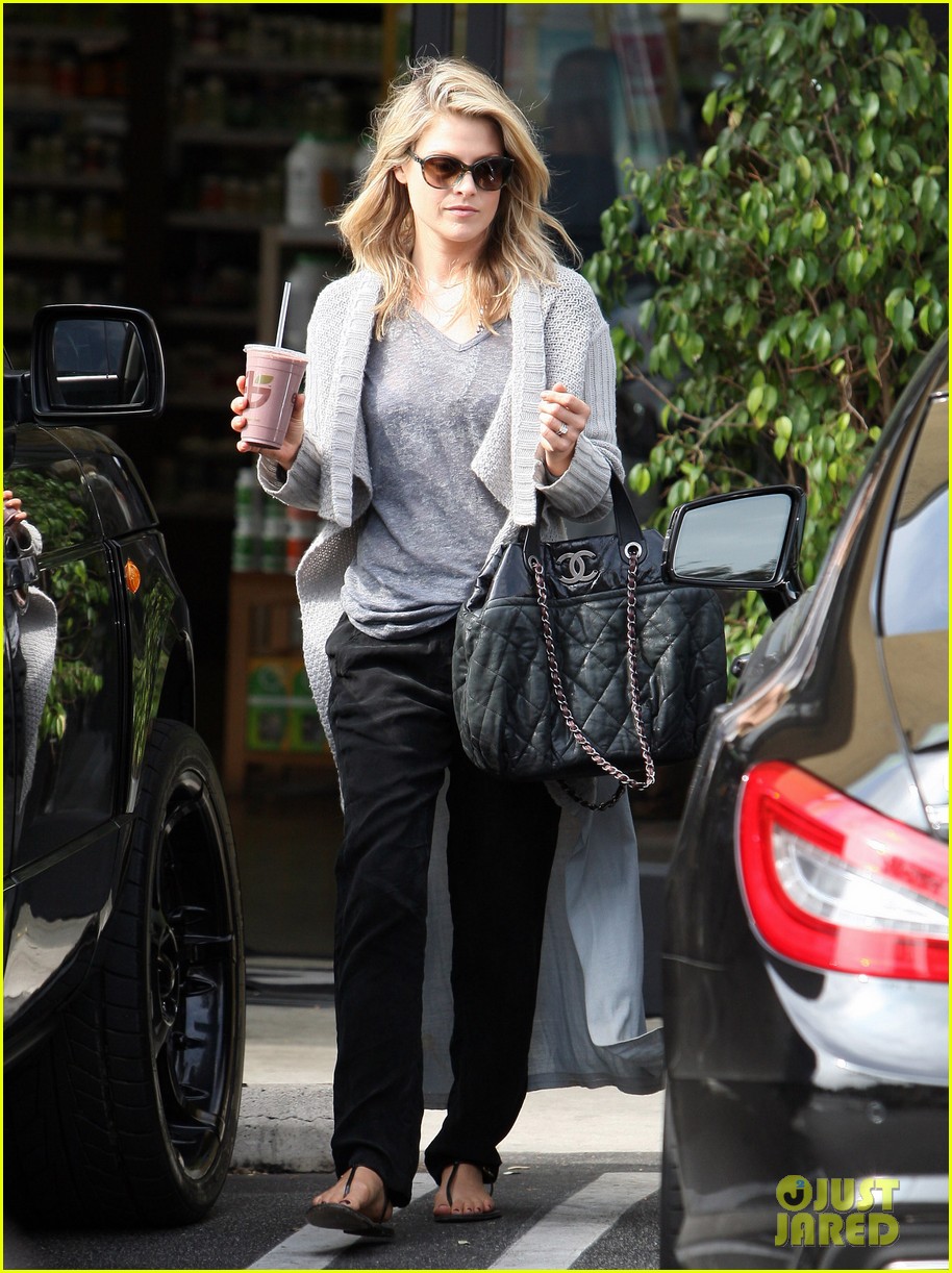 Joe Jonas & Dita Von Teese: Dream for Future Africa Gala 2013: Photo