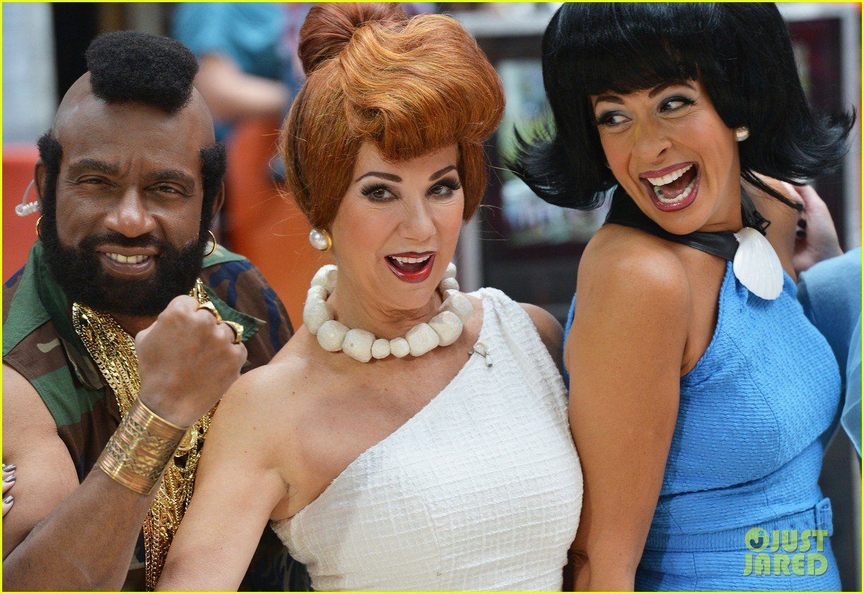 Photo matt lauers pamela anderson baywatch halloween costume 09 Photo 2983515 Just Jared