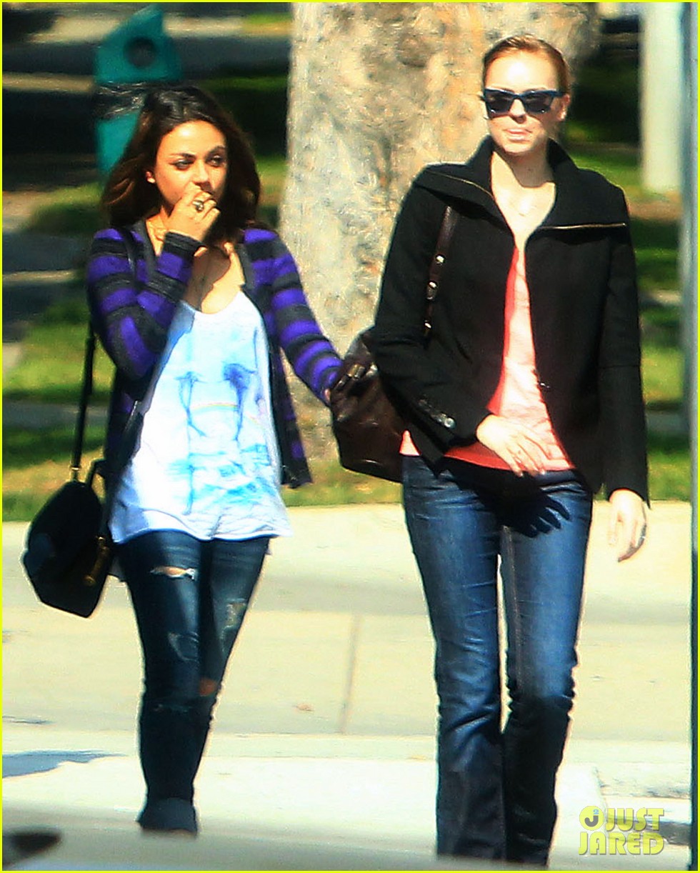 Mila Kunis: Grocery Shopping Gal: Photo 2978076 | Mila Kunis Photos