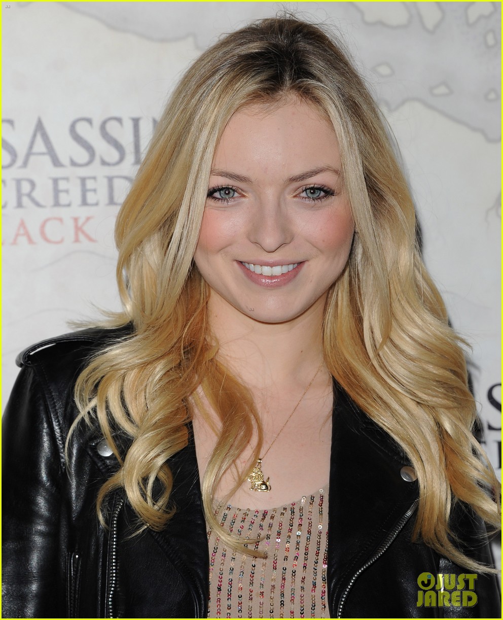 Alex Pettyfer & Emile Hirsch: Assassins's Creed IV Black Flag Launch