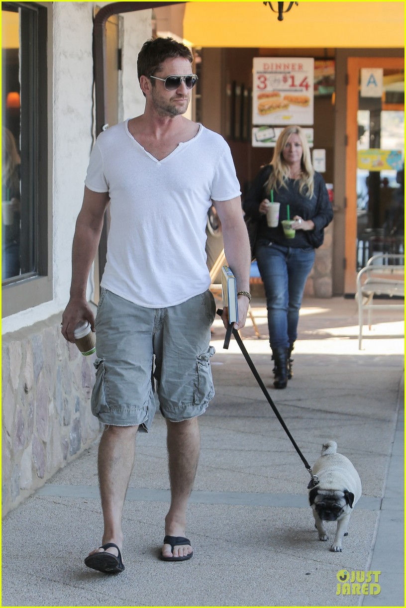 Gerard Butler: I Feel Comfortable in a Suit!: Photo 2989290 | Gerard ...