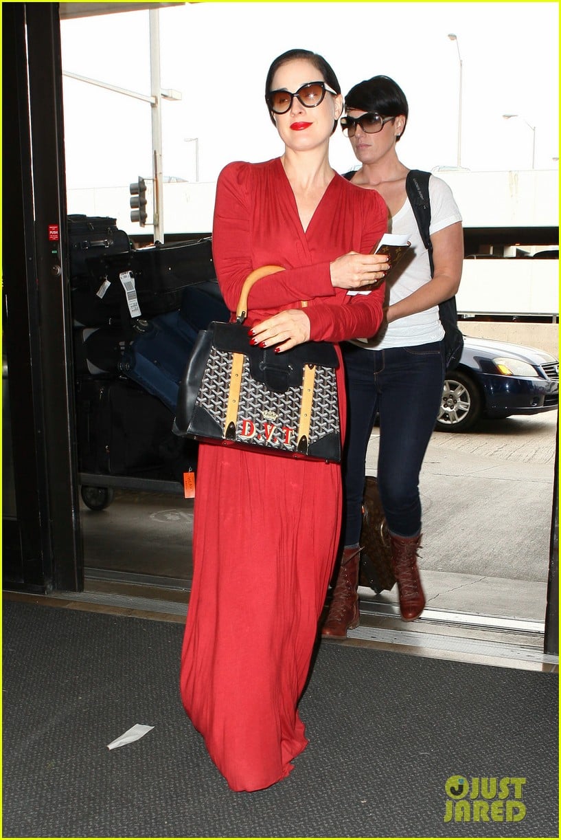 Dita Von Teese Announces Meet & Greet Later This Month! Photo 2992055 Dita Von Teese Photos