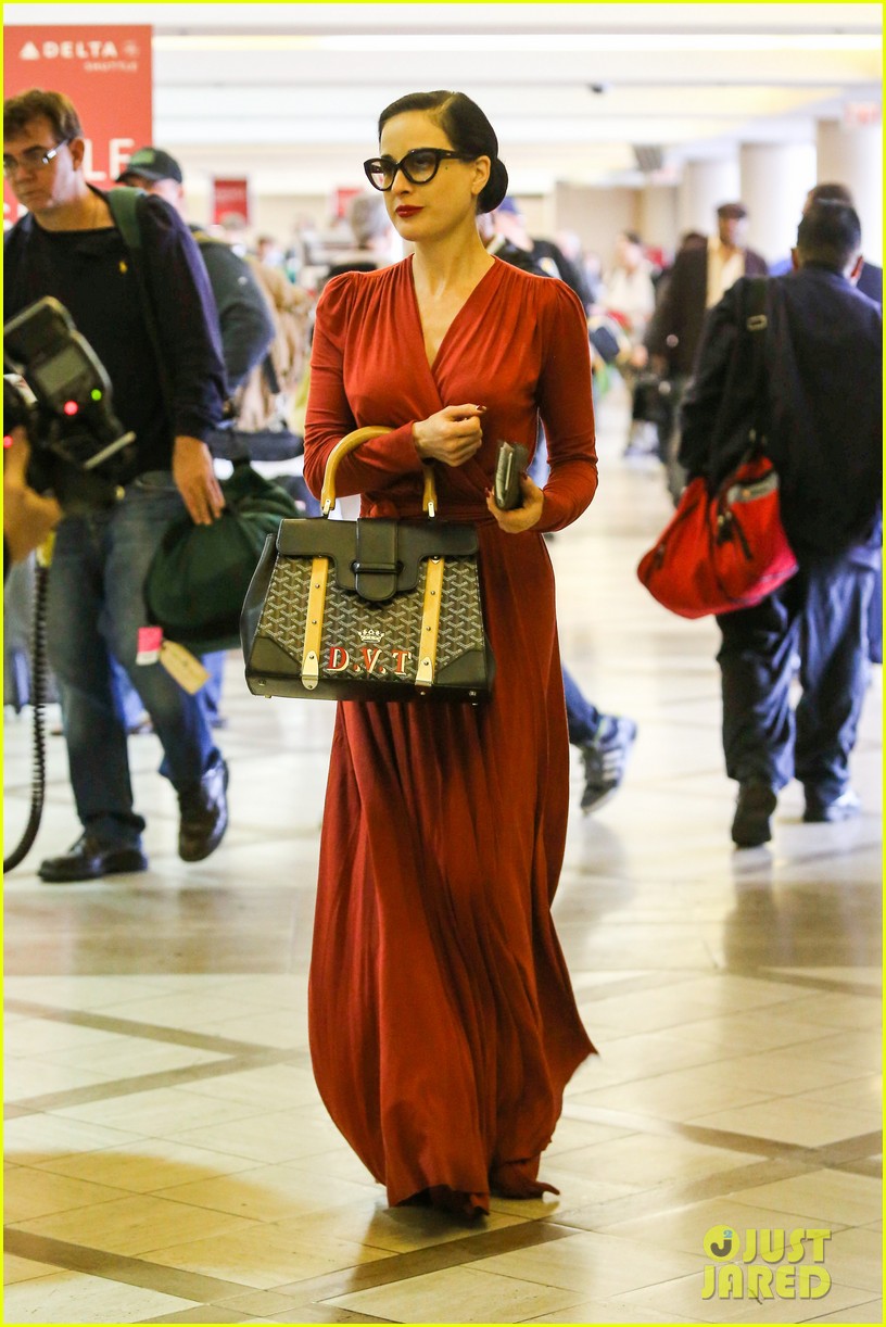 Dita Von Teese Announces Meet & Greet Later This Month! Photo 2992056 Dita Von Teese Photos