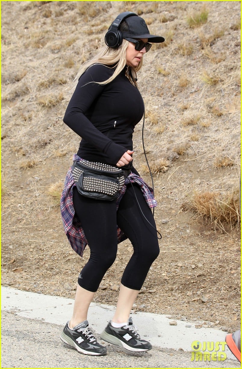 Fergie & Josh Duhamel We Sing Songs to Baby Axl! Photo 2999063