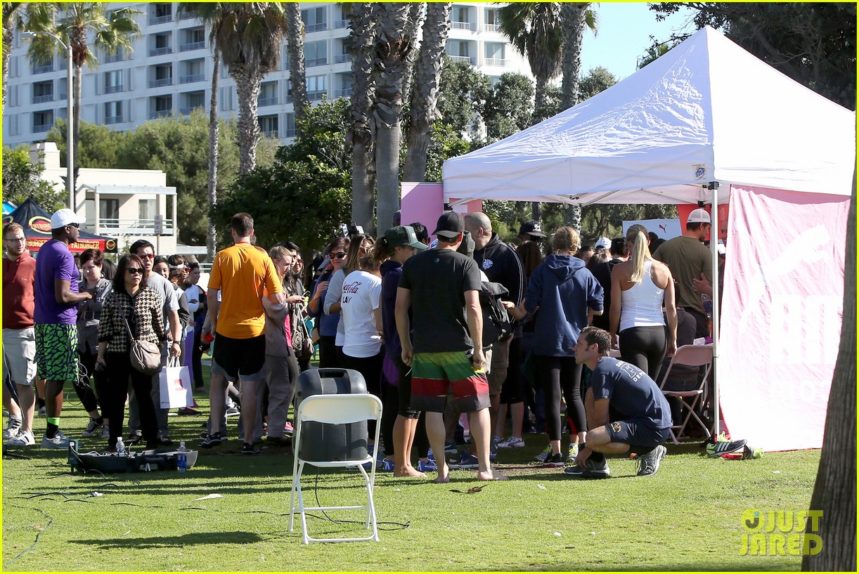 Fergie & Josh Duhamel We Sing Songs to Baby Axl! Photo 2999083