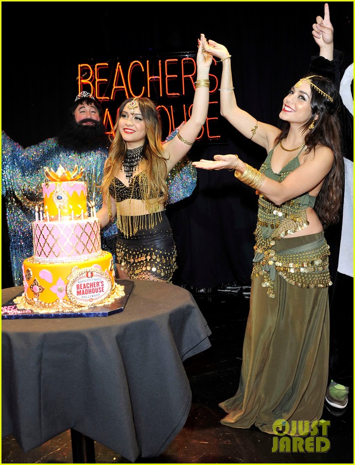 Vanessa Hudgens: Stella's Birthday Party at Beacher's Madhouse!: Photo