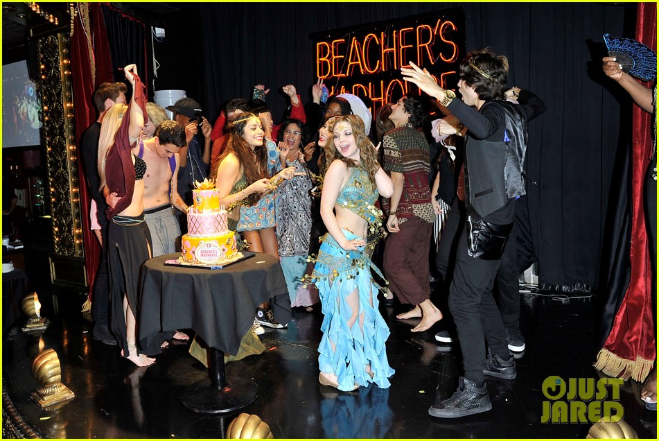 Vanessa Hudgens: Stella's Birthday Party at Beacher's Madhouse!: Photo