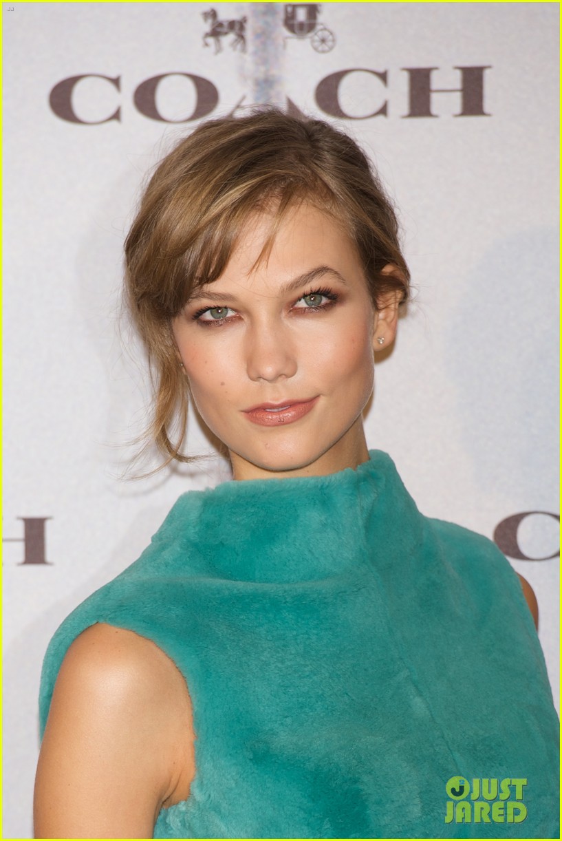 Freida Pinto: Coach Madrid Boutique Opening with Karlie Kloss!: Photo