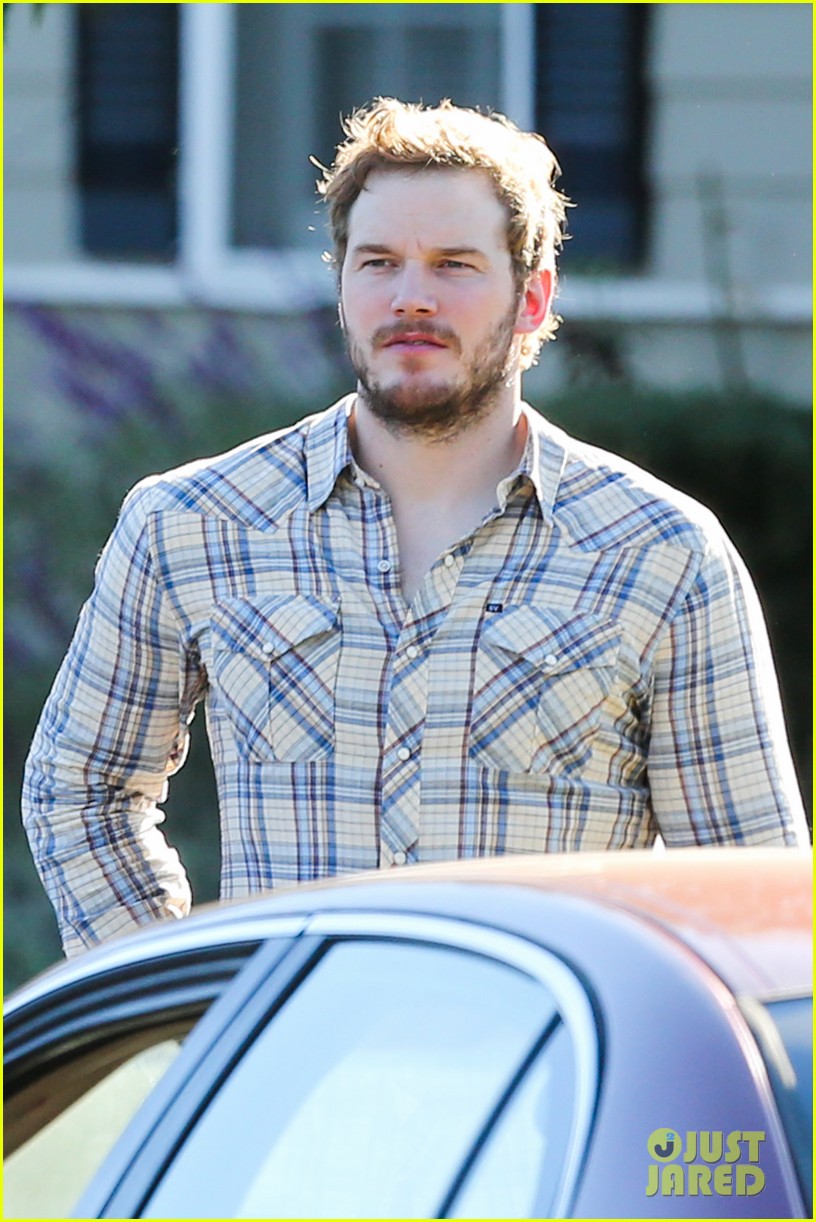 Amy Poehler &amp; Adam Scott Share Kiss for �Parks