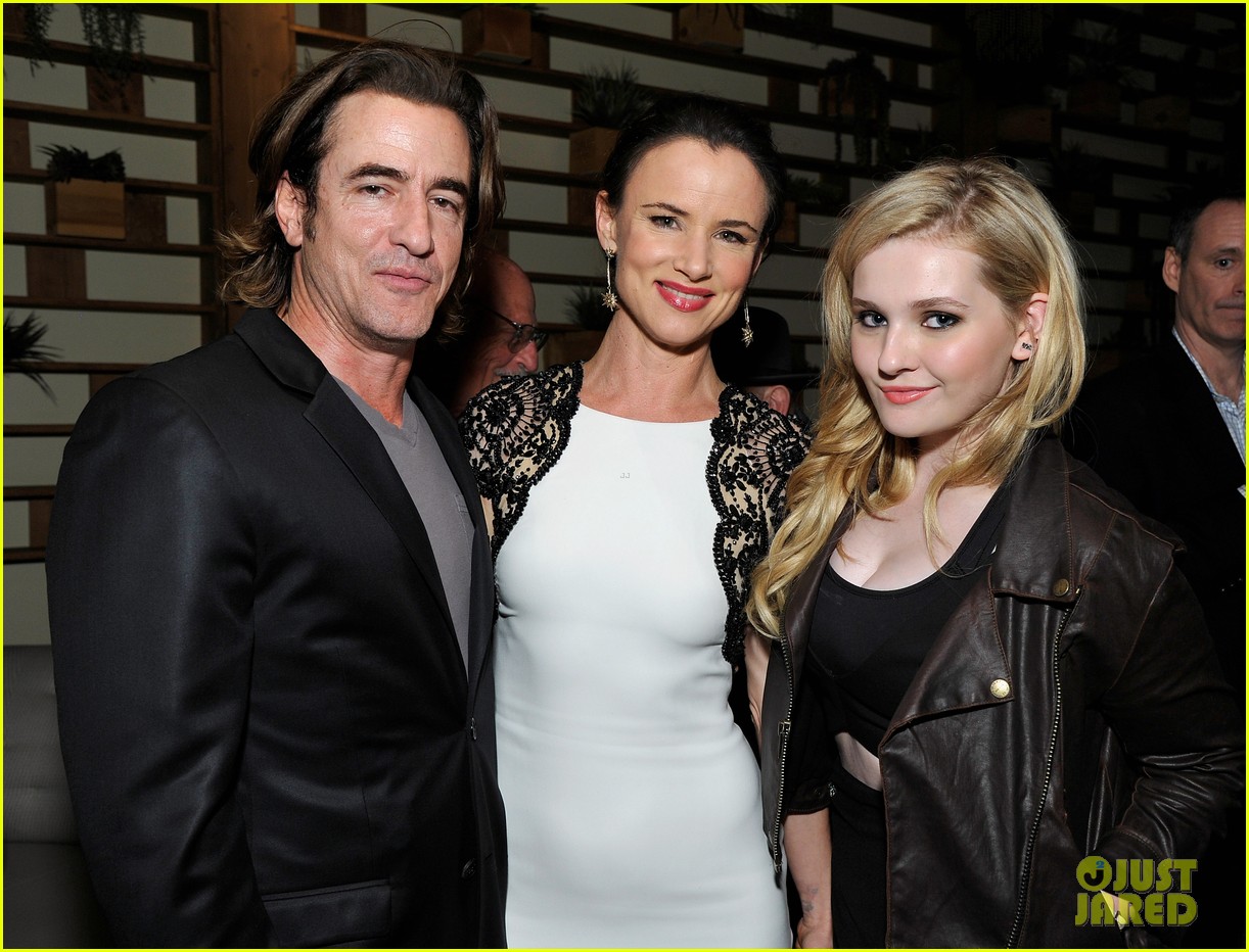 Taylor Swift: Weinstein Company's Holiday Party!: Photo 2998013