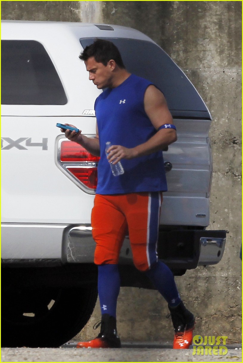 Channing Tatum Films '22 Jump Street' Football Game Photo 2991660