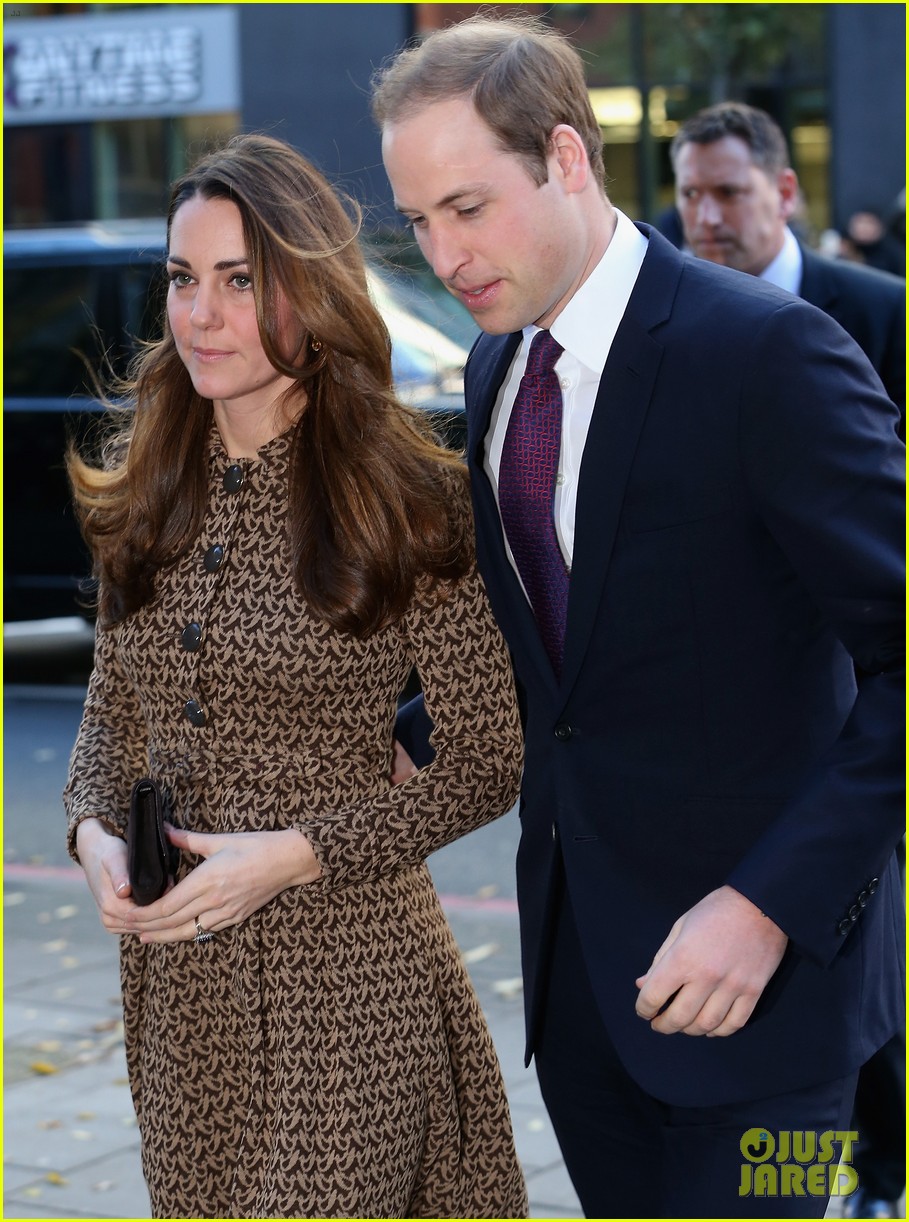 Kate Middleton & Prince William Only Connect Charity Visit! Photo(02)