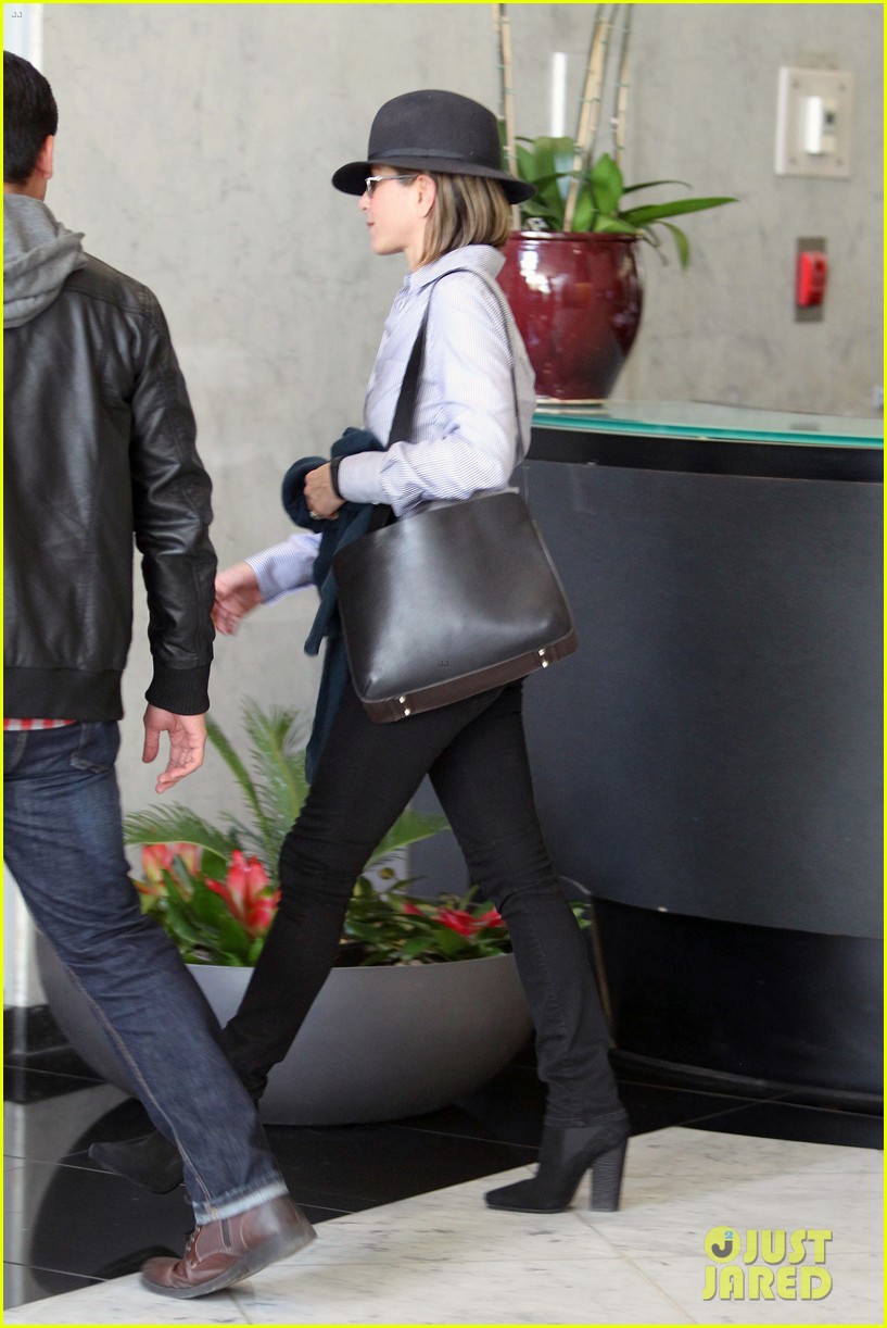 Jennifer Aniston Visits Skin Care Clinic After Christmas Tree Shopping