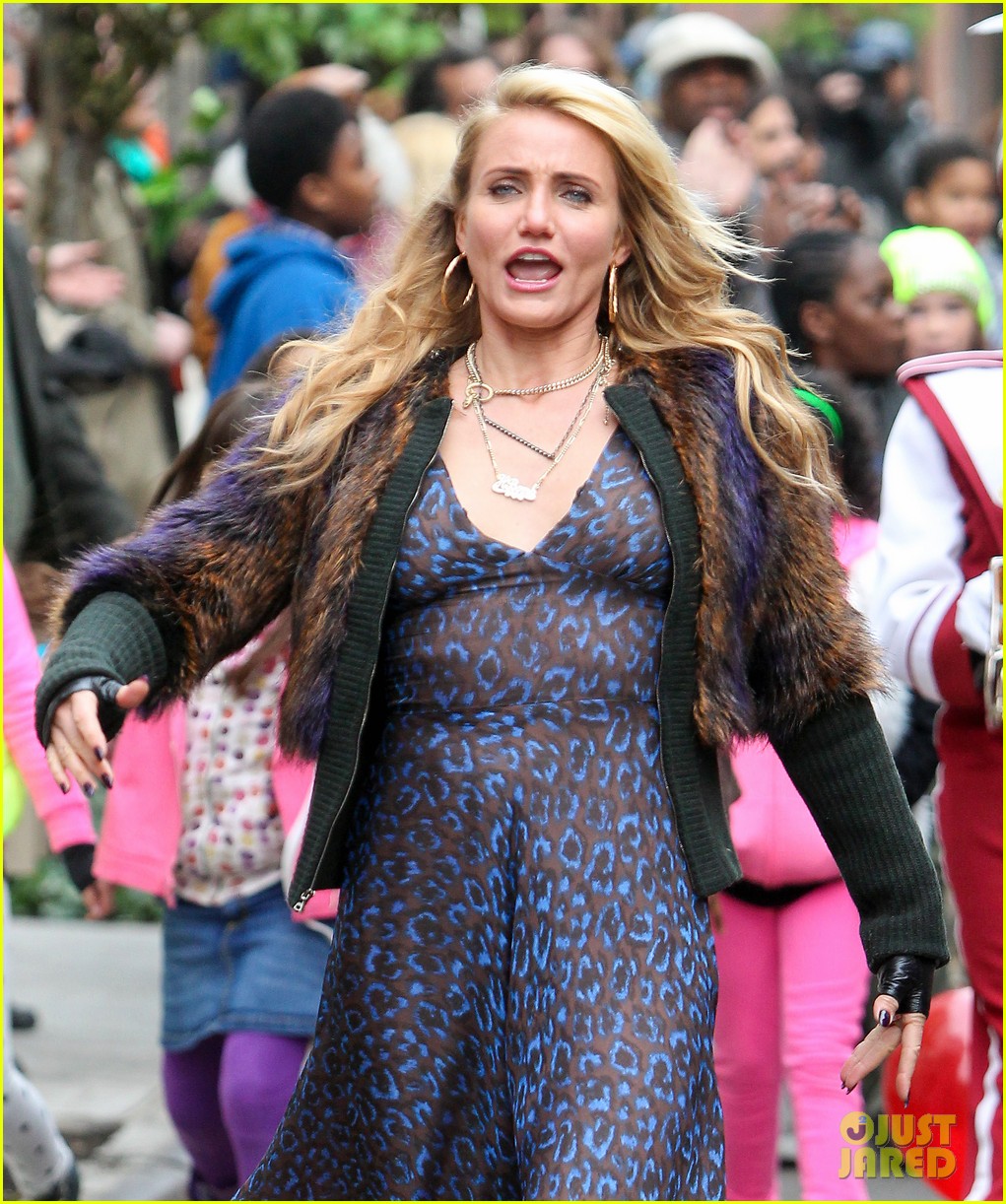 Cameron Diaz & Jamie Foxx Film Big Dance Scene for 'Annie' Photo 3004188 Cameron Diaz, Jamie