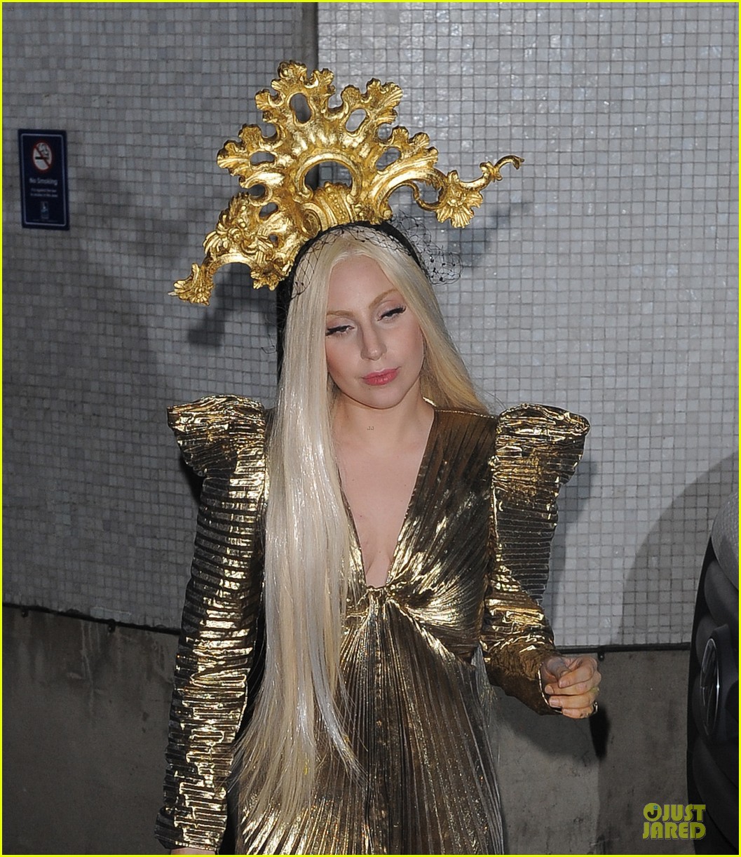 lady gaga orbit headpiece