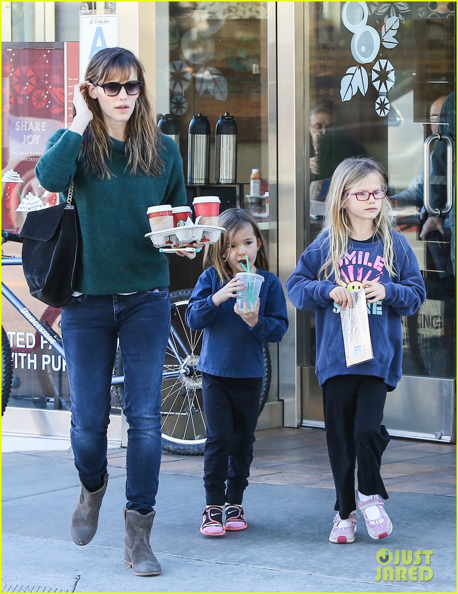 Jennifer Garner: 'Dallas Buyers Club' Makes Oscar's Makeup & Hair