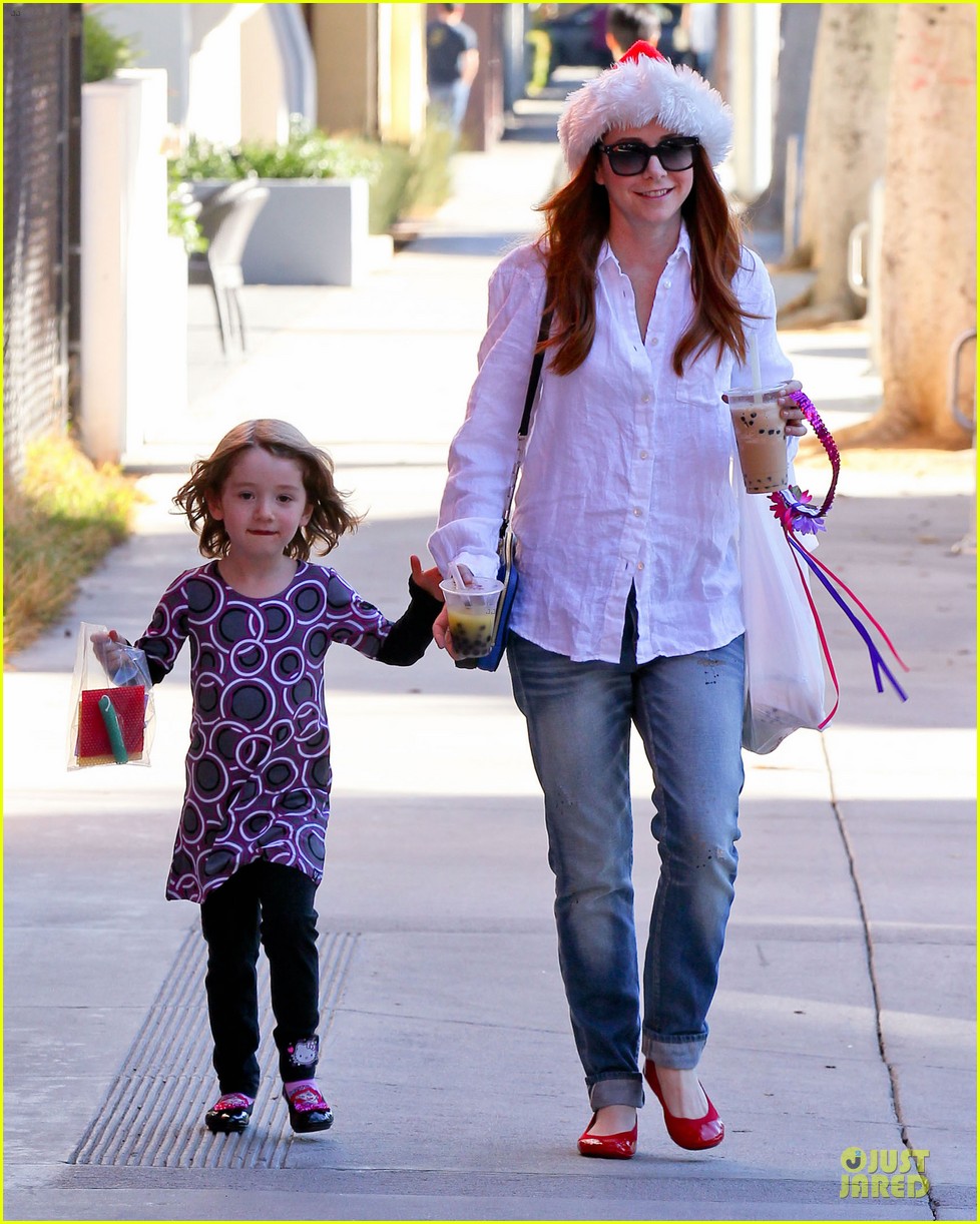 Alyson Hannigan Sports Santa Hat on Christmas Eve! Photo 3017361 Alexis Denisof, Alyson