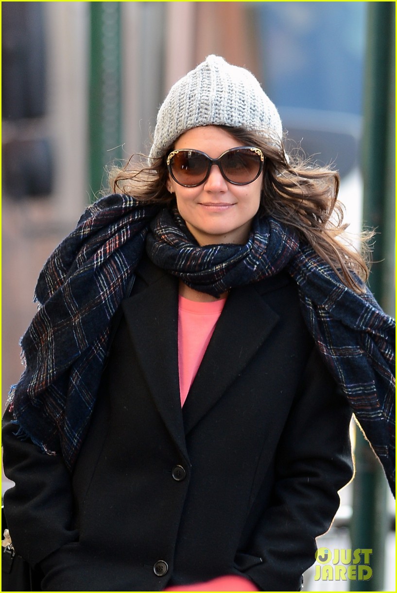 Photo: katie holmes happy 35th birthday 07 | Photo 3014352 | Just Jared