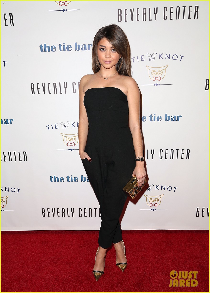 Jesse Tyler Ferguson & Sofia Vergara: Tie the Knot Pop Up Shop Opening