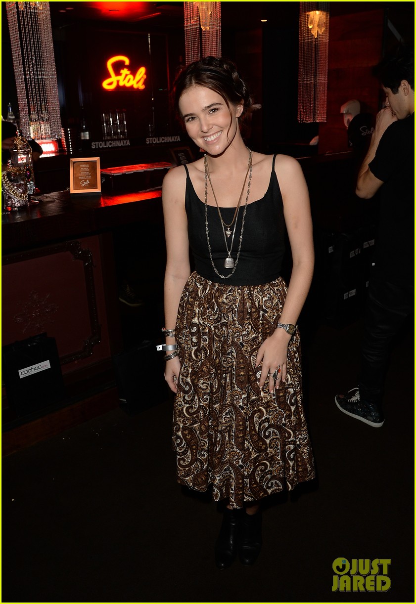 Anna Kendrick & Kellan Lutz: Beyonce's 'Mrs. Carter World Tour' Viewing