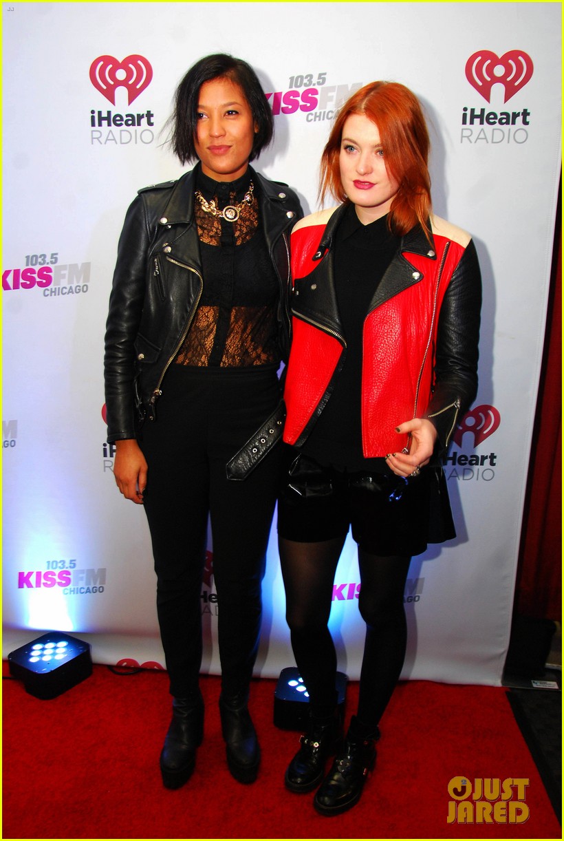 Avril Lavigne & Robin Thicke: 103.5 KISS FM s Jingle Ball 2013!: Photo