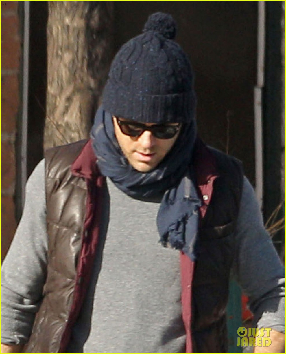 Blake Lively & Ryan Reynolds Visit a Comedy Club in Aspen!: Photo