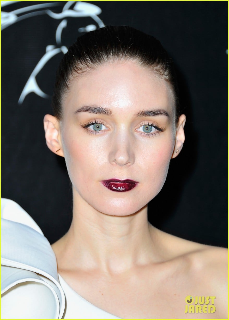 Rooney Mara & Naomie Harris: Oxfam Gala in Dubai!: Photo 3009842 | Mark