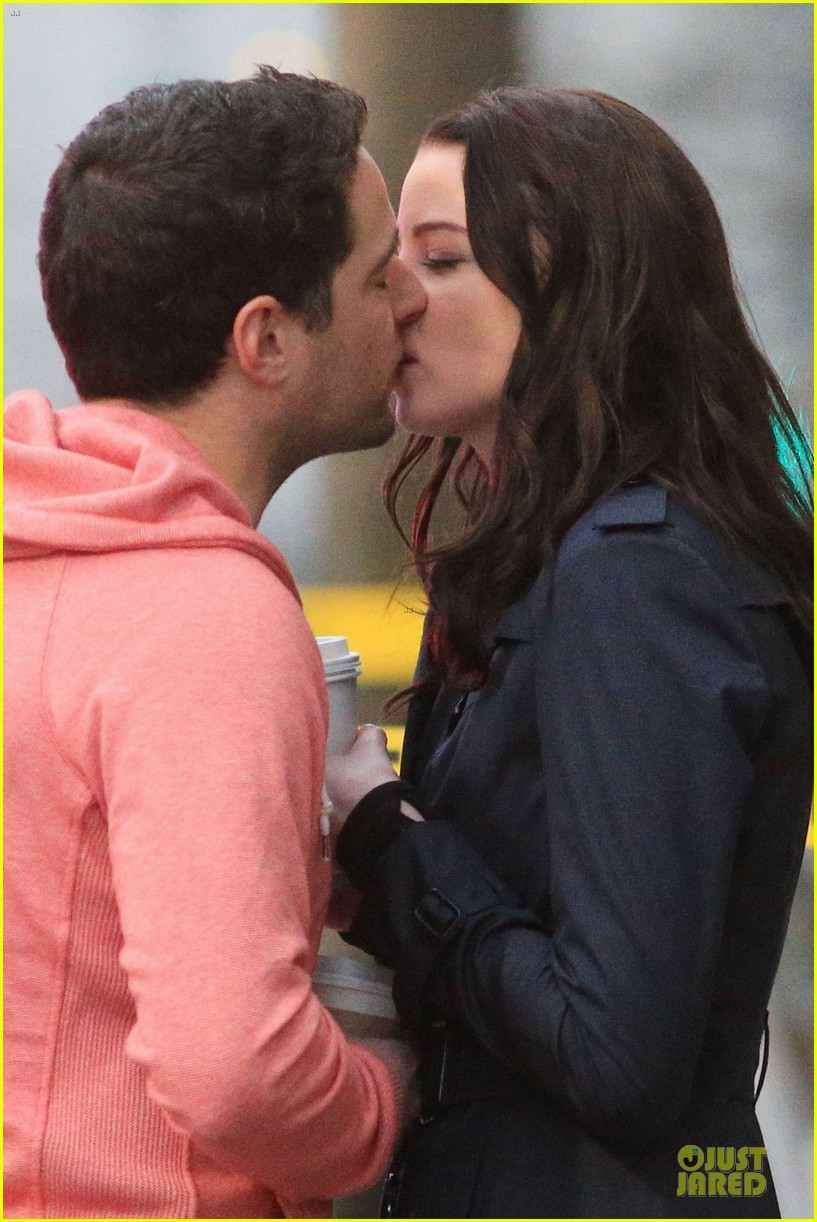 Rachel Nichols Kisses Mike Kershaw On Continuum Set Photo 3012765 Mike Kershaw Rachel Nichols Pictures Just Jared