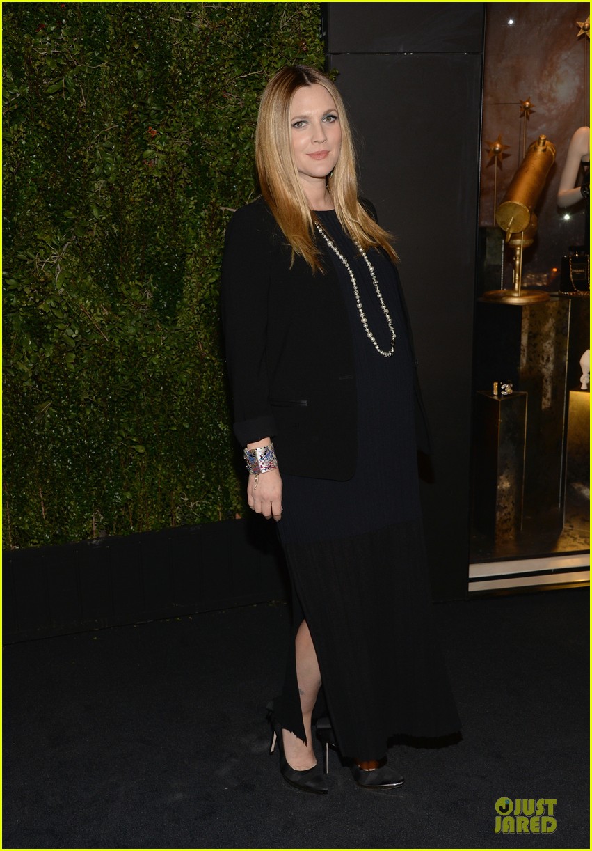 Drew Barrymore Talks Pregnancy Weight on 'Ellen'! Photo 3031522 Drew(02)