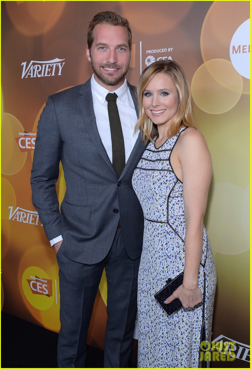 Photo: kristen bell variety breakthrough of the year awards 30 | Photo