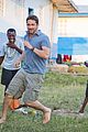 gerard butler visits liberia with marys meals all the photos 07