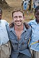 gerard butler visits liberia with marys meals all the photos 56