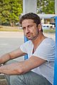 gerard butler visits liberia with marys meals all the photos 79