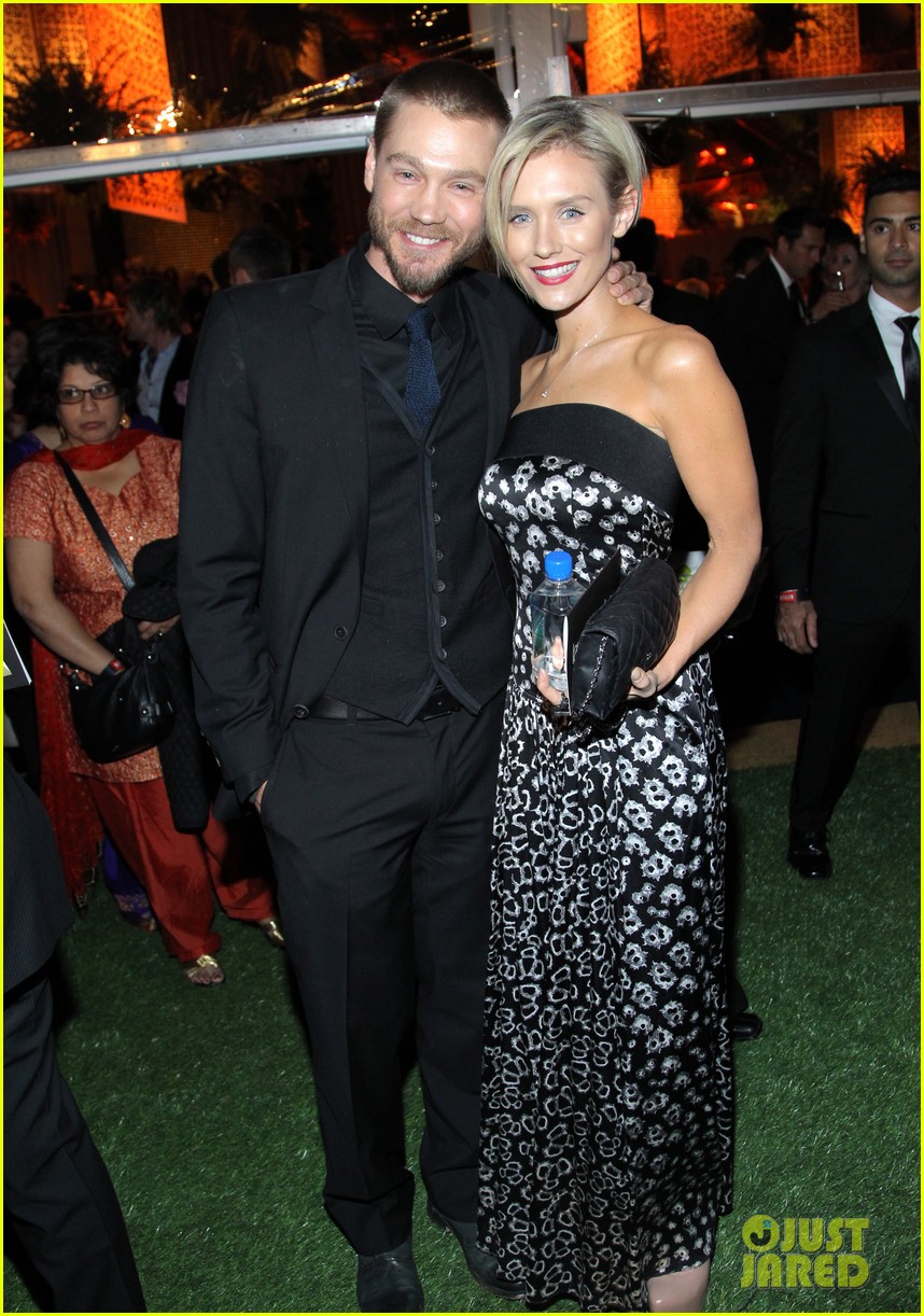 Chad Michael Murray & Nicky Whelan Golden Globes 2014 Photo 3030096