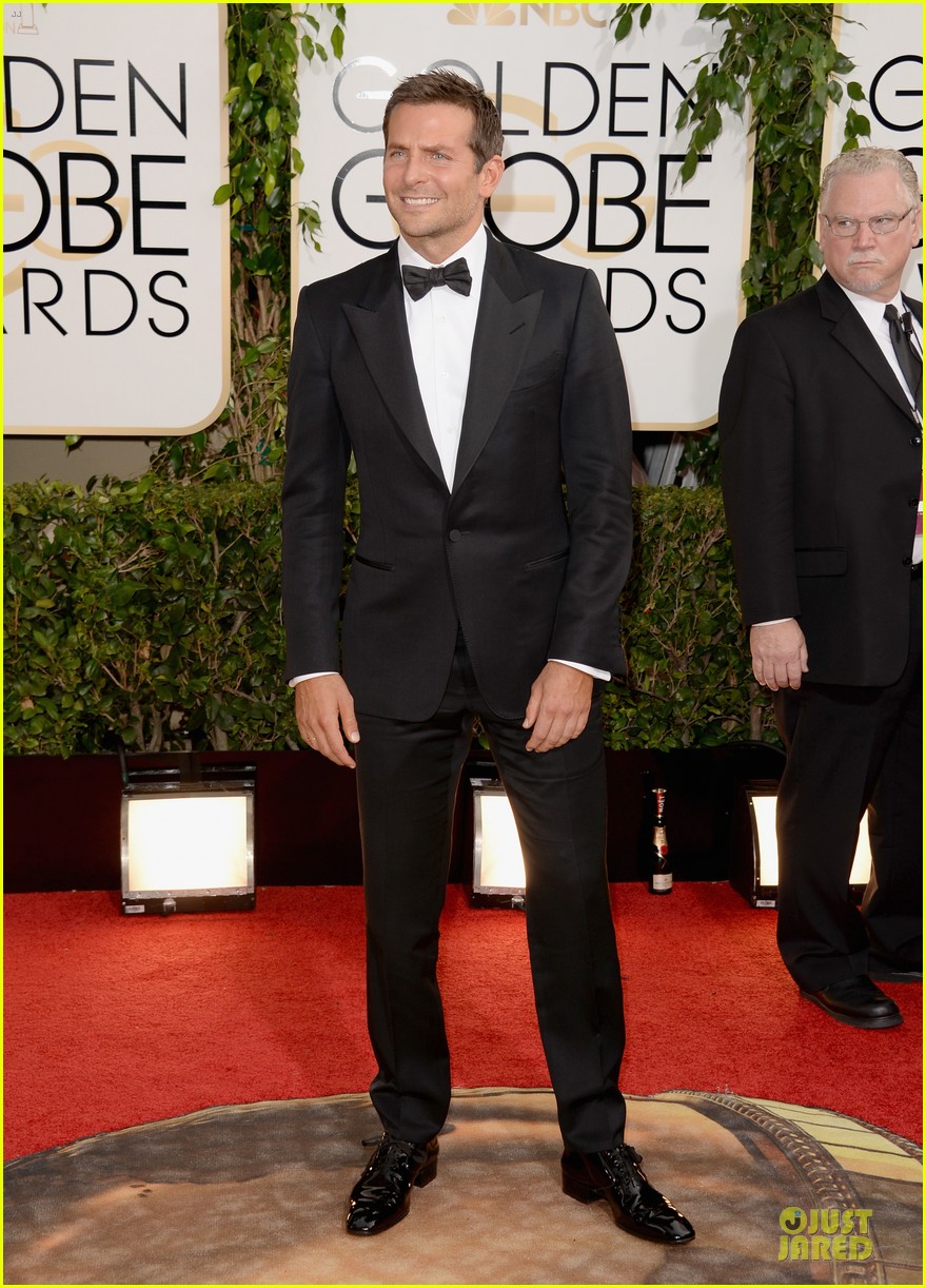 Bradley Cooper Golden Globes 2014 Red Carpet Photo 3029261 Bradley