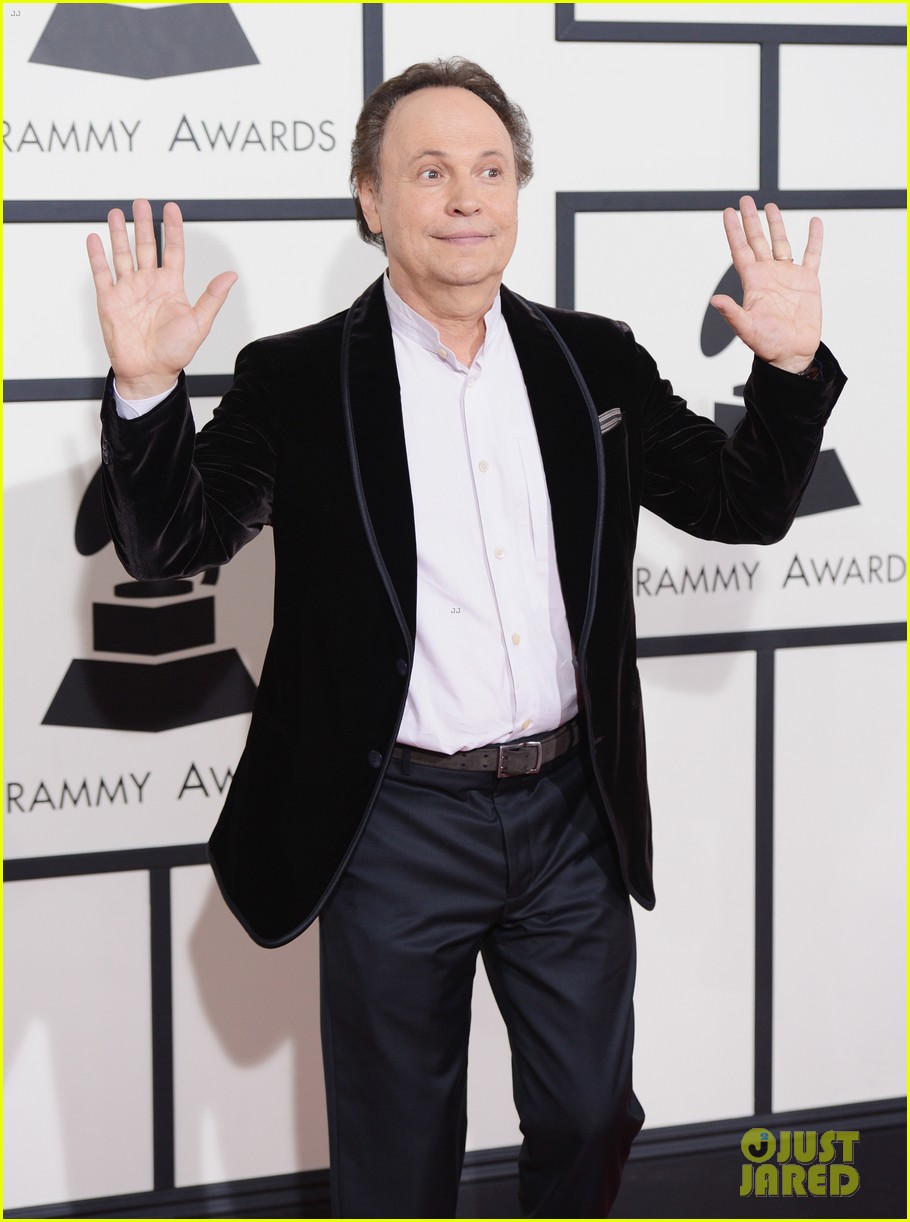 Billy Crystal Grammys 2014 Red Carpet Photo 3040875 Billy Crystal