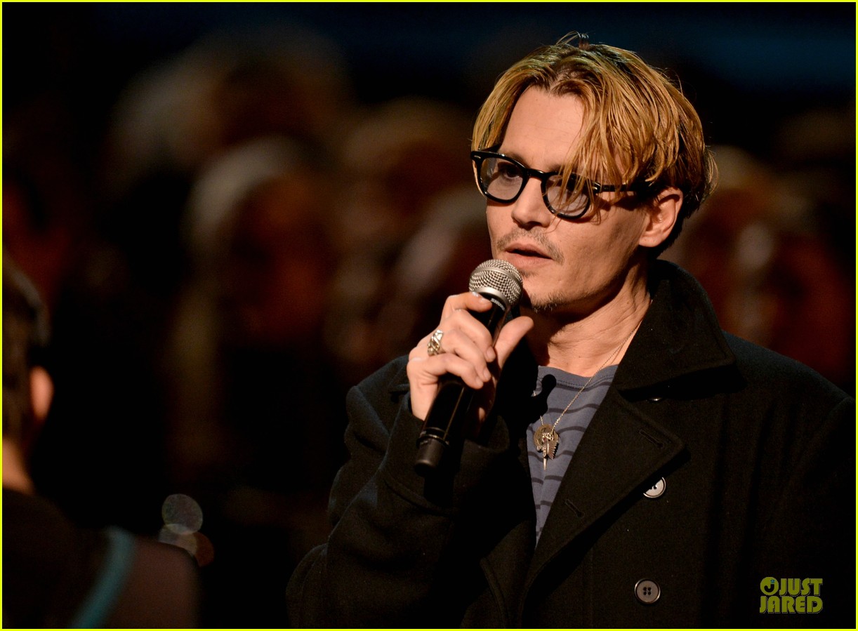 Johnny Depp & Sean Penn Beatles Tribute Presenters! Photo 3042625