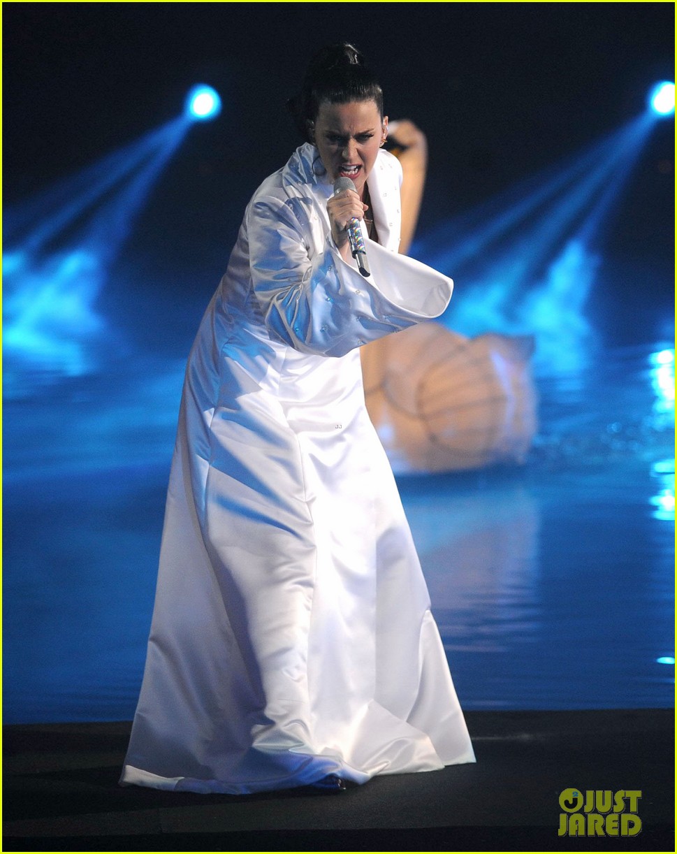 Katy Perry Performs at the First Infiniti Brand Festival in China