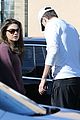 ashton kutcher mila kunis nail salon weekend pair 08