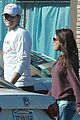 ashton kutcher mila kunis nail salon weekend pair 18