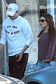 ashton kutcher mila kunis nail salon weekend pair 19