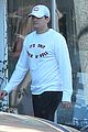 ashton kutcher mila kunis nail salon weekend pair 31